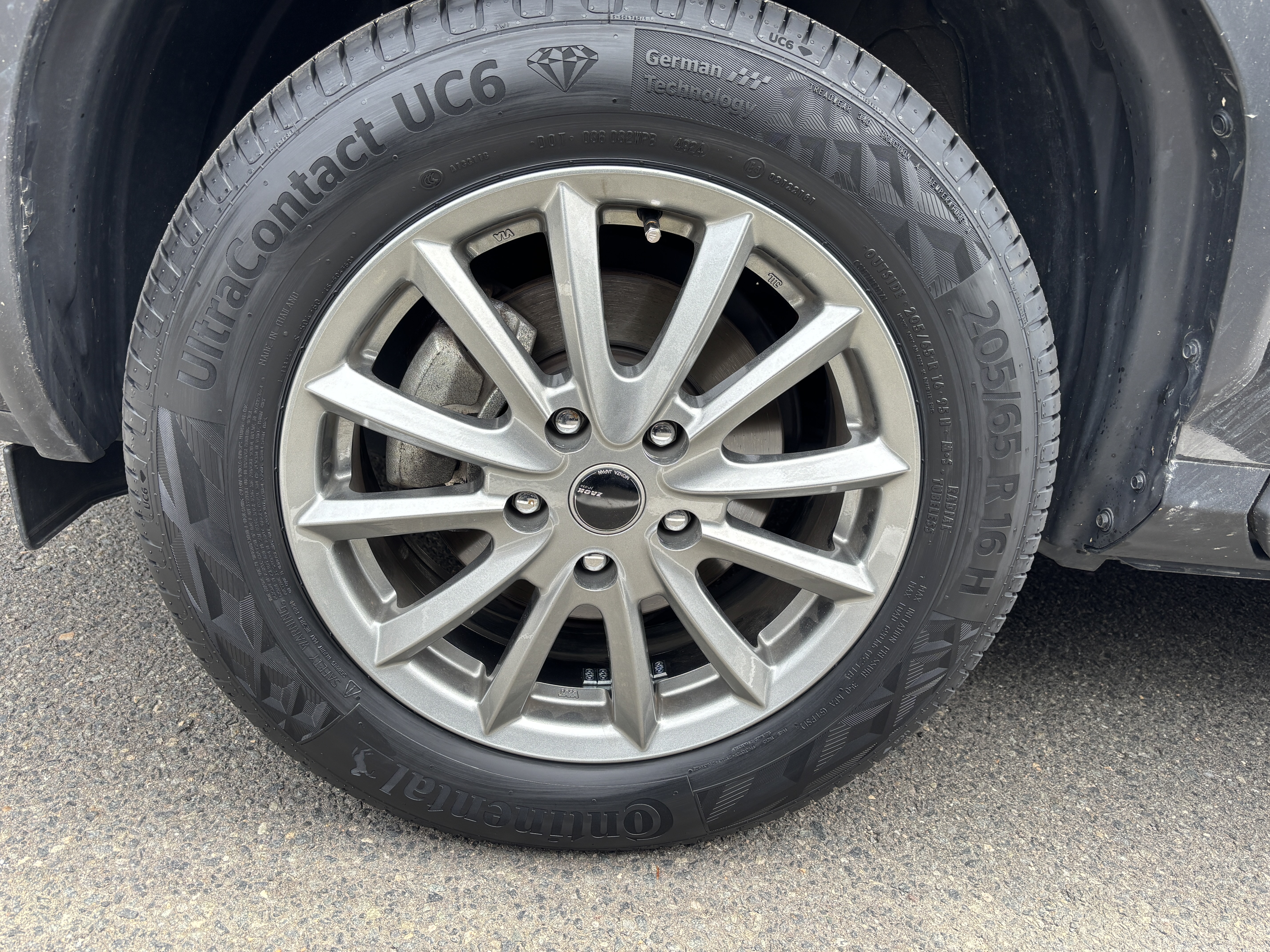 社外アルミ 205/65R16 ヤリスクロス RD4/5 CR-V セレナ